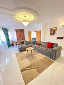 Φωτογραφία από το άλμπουμ του Super appartement Omnisports σε Γιαουντέ +2 φωτογραφίες
