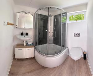 Koupelna v ubytování Glamping Prokop