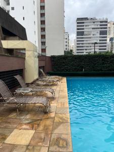 Piscina di Flat Higienópolis Com Varanda o nelle vicinanze