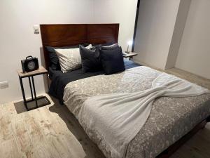 Postel nebo postele na pokoji v ubytování Casa Grande Pura Vida + 17 fotografií