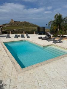 The swimming pool at or close to Bella Vista