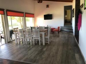 Μια τηλεόραση ή/και κέντρο ψυχαγωγίας στο Nuestro lugar en Traslasierra