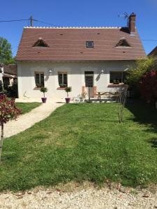 Κήπος έξω από το Gîte du Ruisseau de la Renne