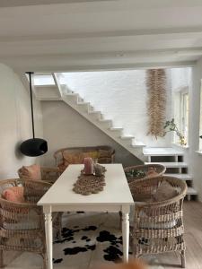 Fotografie z fotogalerie ubytování Vidunderligt hus med gårdhave - midt i centrum v destinaci Aalborg