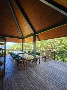 Balkón nebo terasa v ubytování Villa Mumu Savusavu Fiji 7acre OceanFront Paradise + 13 fotografií
