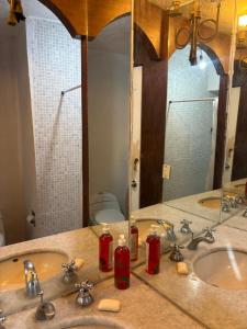 Ένα μπάνιο στο Confortable depa cerca de Expo Guadalajara