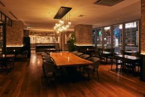 Restoran või mõni muu söögikoht majutusasutuses SHIBUYA STREAM HOTEL formerly Shibuya Stream Excel Hotel Tokyu