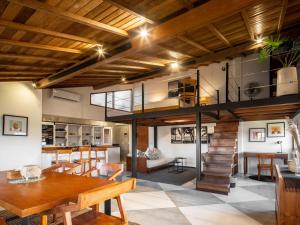 Χώρος καθιστικού στο Bisma Apartment Canggu