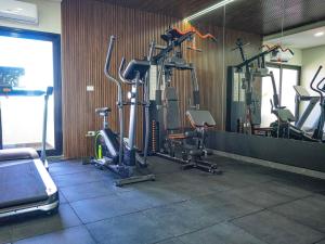 a gym with several exercise bikes in a room at Modern Studio Equipetrol in Santa Cruz de la Sierra
