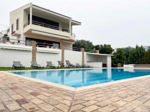 Πισίνα στο ή κοντά στο Villa Cate