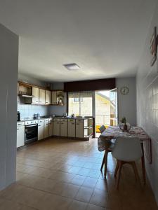Η κουζίνα ή μικρή κουζίνα στο Apartamento Son Ría