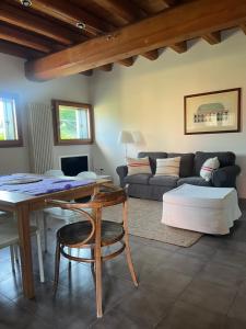 TV a/nebo společenská místnost v ubytování Corte Monticello