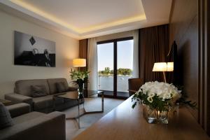 Posedenie v ubytovaní Tiffi Boutique Hotel