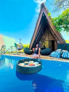 Bazén v ubytování Private Pool Sun Shade Resort & Spa nebo v jeho okolí