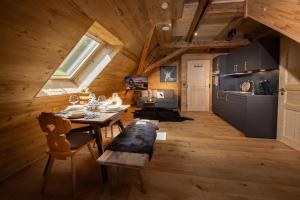 Kuchyň nebo kuchyňský kout v ubytování Schwarzwald Chalet -Wilde Rench-