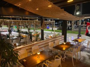 Restoran ili drugo mesto za obedovanje u objektu Hotel Barba