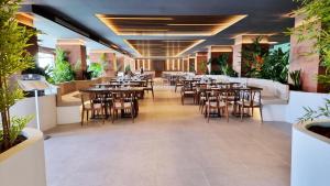 Εστιατόριο ή άλλο μέρος για φαγητό στο Alimuri Bay Resort