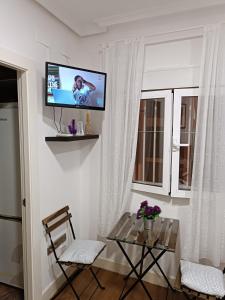 Et tv og/eller underholdning på Exyca Chueca