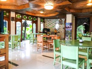 Restoran atau tempat lain untuk makan di Arys Garden Hotel Yogyakarta