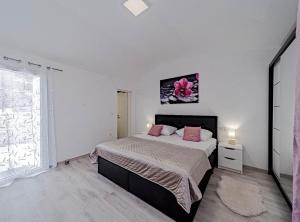 Posteľ alebo postele v izbe v ubytovaní Stone House Blaca