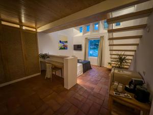 Kuchyň nebo kuchyňský kout v ubytování Noualt Suites