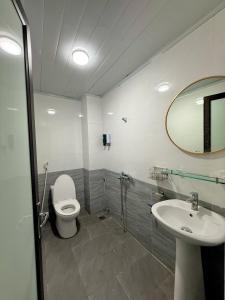 Ένα μπάνιο στο Haly Homestay +31 φωτογραφίες