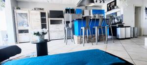A kitchen or kitchenette at Casa Sabina