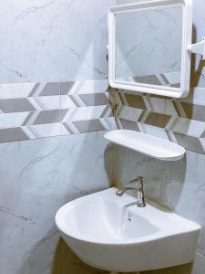 Ένα μπάνιο στο ANK Residence Patong