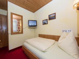 Postel nebo postele na pokoji v ubytování Hotel Sonnhof
