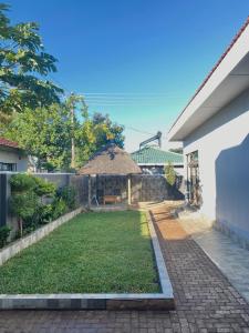 Το κτήριο όπου στεγάζεται  το διαμέρισμα