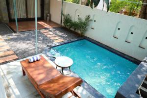 Bassein majutusasutuses Savitri Resort või selle lähedal
