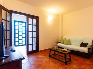 A seating area at Apartment La Colombera-2 by Interhome