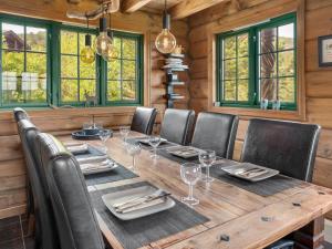 Fotografie z fotogalerie ubytování Holiday Home Annebu - SOW090 by Interhome v destinaci Øyuvstad