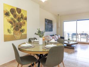A seating area at Apartment Port Pals EIII by Interhome