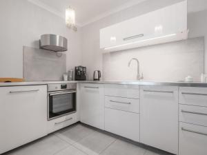 Η κουζίνα ή μικρή κουζίνα στο Apartment Na Wczasowej by Interhome