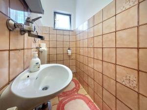 Łazienka w obiekcie Apartment Kraljic by Interhome
