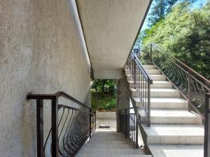 Zdjęcie z galerii obiektu Apartment Kraljic by Interhome w mieście Kornić