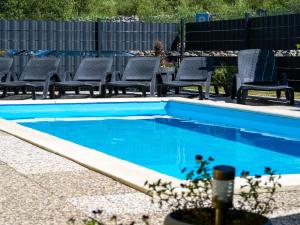 Bazén v ubytování Holiday Home Radmila by Interhome nebo v jeho okolí