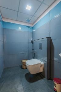 Hotel Beverly Palace Kozhikode - Hotel and Restaurant的一间浴室