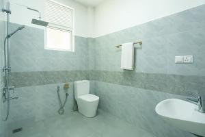 Koupelna v ubytování Cozy Vacation Home + 42 fotografií