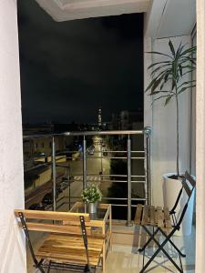 Balkón alebo terasa v ubytovaní Luxe and Spacious HassanTower View Downtown stay