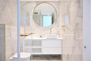 Ένα μπάνιο στο Sea view apt Isrotel tower +12 φωτογραφίες