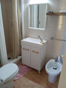 Koupelna v ubytování apartement grimaca oropesa del mar espana + 5 fotografií