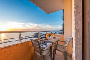 Afbeelding uit fotogalerij van Aria Seaside Tranquility Apartments in Durrës