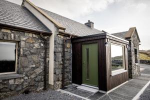 Το κτήριο όπου στεγάζεται  το διαμέρισμα