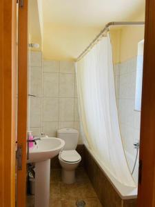 A bathroom at Filippos Green Villa