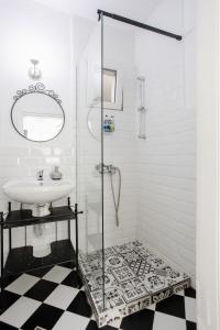 Ένα μπάνιο στο La Maison Blanche +28 φωτογραφίες