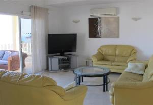 Χώρος καθιστικού στο Beautiful Villa in the South