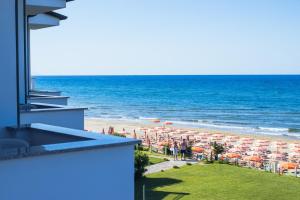 Příroda nedaleko hotelu + 9 fotografií