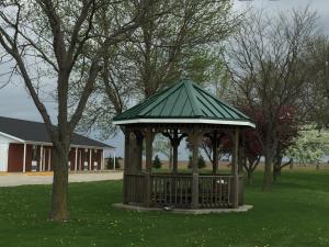 a gazebo in the middle of a park at Crest Country Inn in Williamsburg